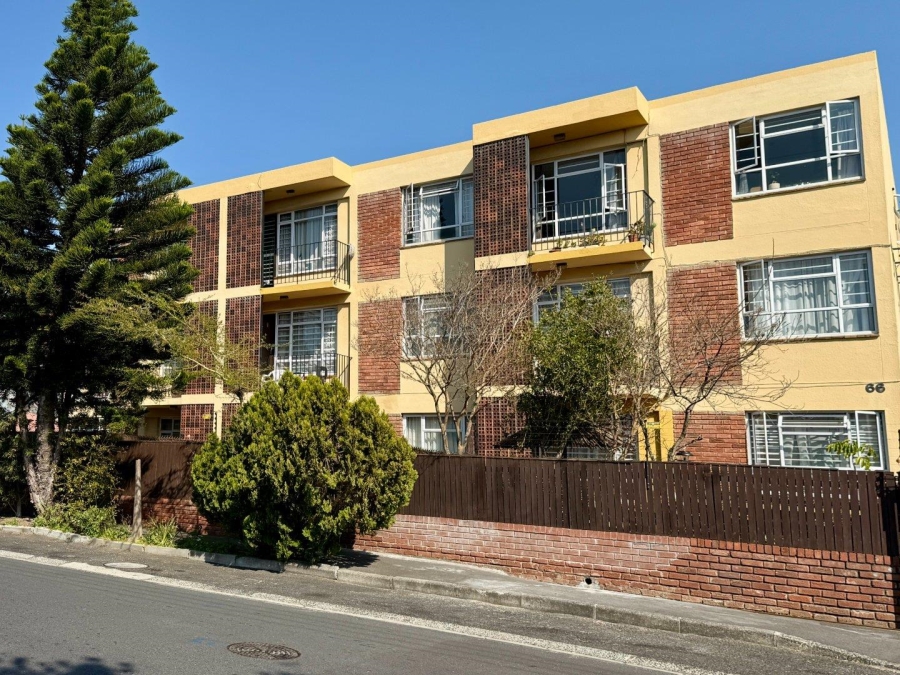 2 Bedroom Property for Sale in Harfield Village Western Cape